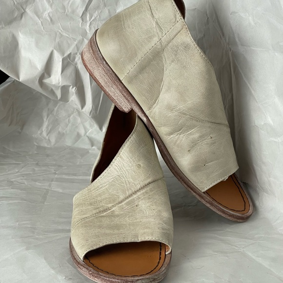 Preloved FREE PEOPLE Mont Blanc Asymmetrical Sandal Size 36 - Picture 3 of 16